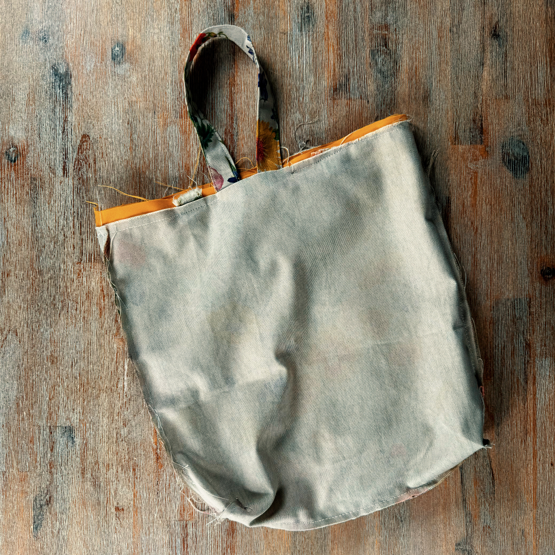 Step 6: Sewing the body of the bag and handles together