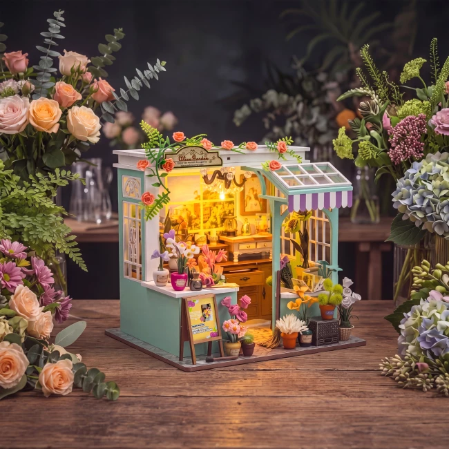 Miniature House Construction Kit Medium - Flower Studio