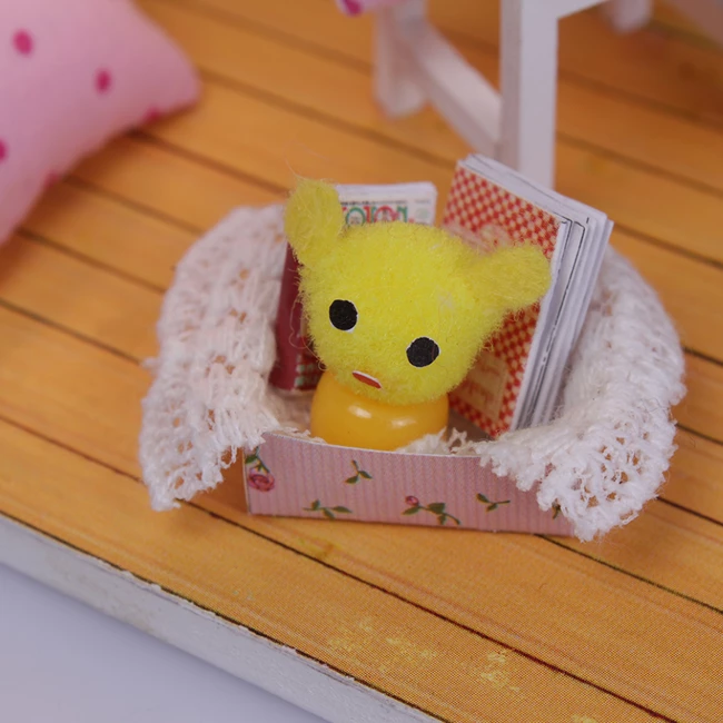 Modèle réduit Miniature Dollhouse - Chambre d'Adabelle