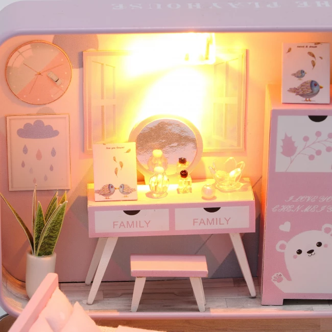 Model Kit Miniature Dollhouse - Romantic Room