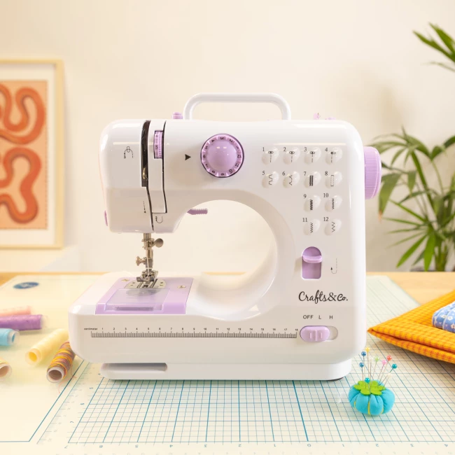 Nähmaschine für Einsteiger - Kombiangebot mit Nadelset & Nähset