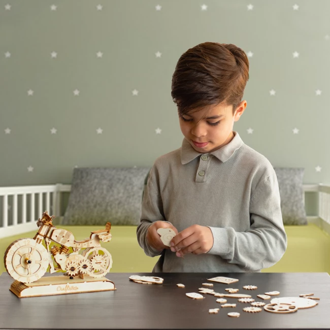 Kit de Construction en Bois - Horloge du Moteur